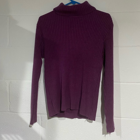Purple turtle neck sweater fits small/medium - Picture 1 of 3
